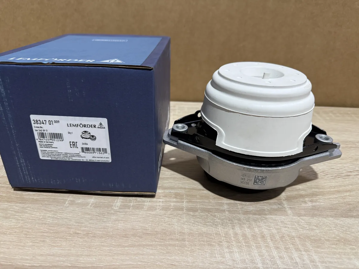 Mercedes A1662405917 Опора двигателя w166 правая